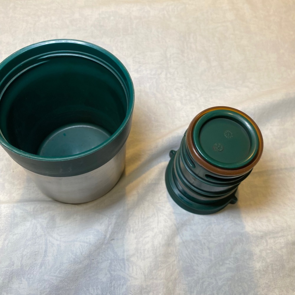 Stanley‎ Classic Vacuum Bottle 1.4 Qt / 1.32L Green Thermos w Handle Cup - Picture 6 of 12